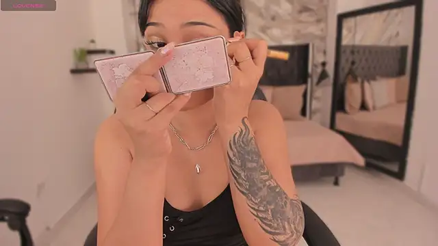 renee shelby  online show from 04-10-26, 08:35