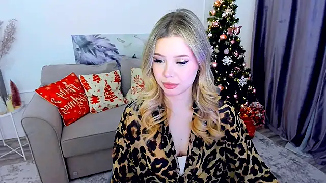 FollowLovee online show from 12-14-25, 07:29