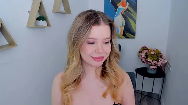 FollowLovee online show from 04-08-26, 08:09