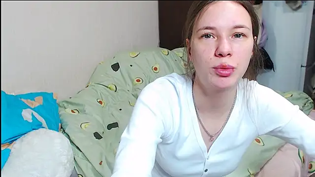 leila bambi  online show from 01-19-25, 05:07