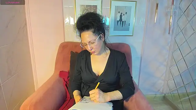 Anita Muse online show from 12-19-24, 05:18