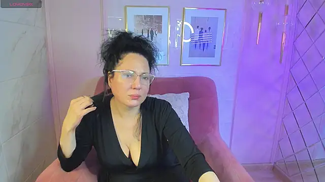 Anita Muse online show from 12-19-24, 11:46