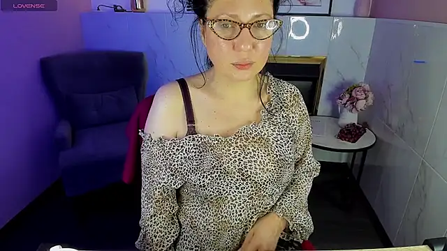 Anita Muse online show from 12-23-24, 01:18