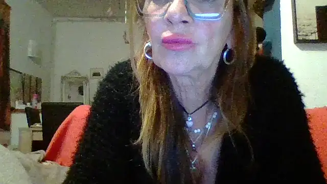 gildamilf online show from 11-16-25, 07:30