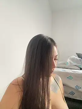 Snapshot of Latina_vanessa chatting on 10-08-25, 10:40 Latina vanessa online show from 10-08-25, 10:40