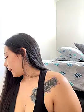 Snapshot of Latina_vanessa chatting on 11-01-25, 06:32 Latina vanessa online show from 11-01-25, 06:32