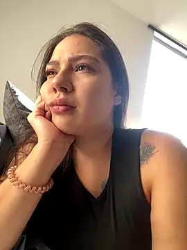 Snapshot of Latina_vanessa chatting on 11-05-25, 09:15 Latina vanessa online show from 11-05-25, 09:15