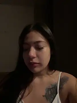 Snapshot of Latina_vanessa chatting on 12-14-25, 09:25 Latina vanessa online show from 12-14-25, 09:25