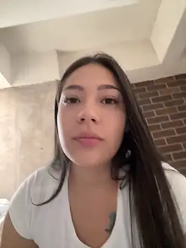 Snapshot of Latina_vanessa chatting on 03-16-26, 08:13 Latina vanessa online show from 03-16-26, 08:13