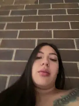 Snapshot of Latina_vanessa chatting on 03-19-26, 09:30 Latina vanessa online show from 03-19-26, 09:30