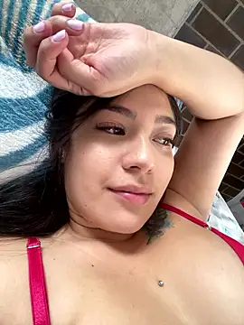 Snapshot of Latina_vanessa chatting on 03-20-26, 08:25 Latina vanessa online show from 03-20-26, 08:25