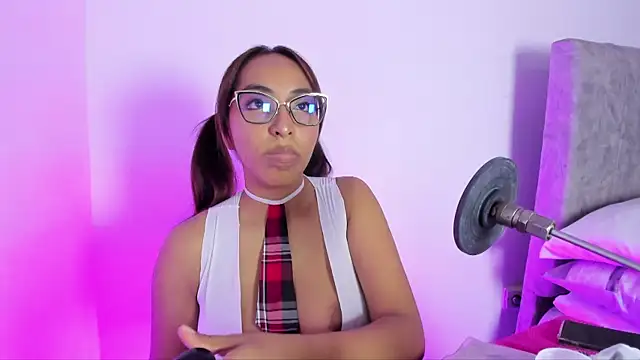 Snapshot of Leticia_brownn1 chatting on 03-02-26, 07:43 Leticia brownn1 online show from 03-02-26, 07:43