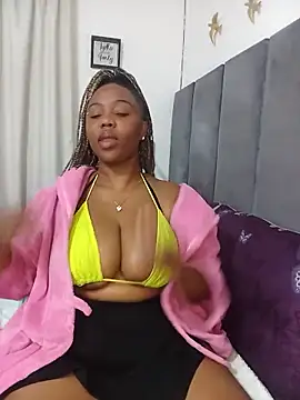 Snapshot of IceBellaCane313 chatting on 06-19-26, 12:15 IceBellaCane313 online show from 06-19-26, 12:15