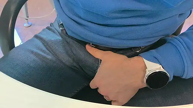 alessandroman2114 online show from 03-17-26, 09:45