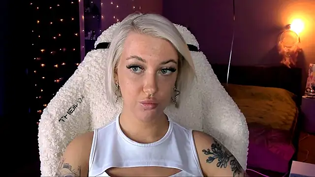 tykioty Miley online show from 12-06-24, 02:28