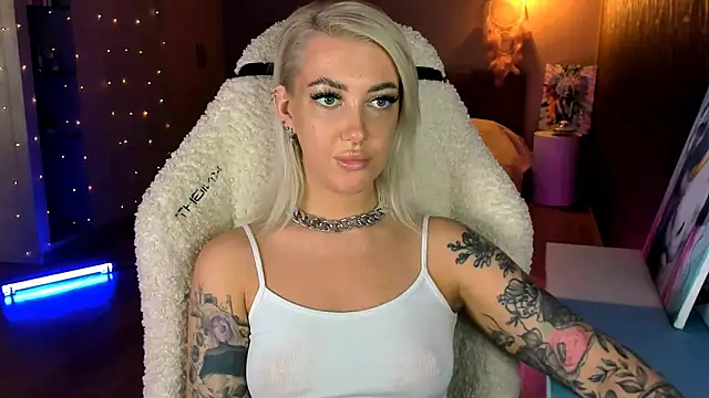 tykioty Miley online show from 03-11-26, 01:17