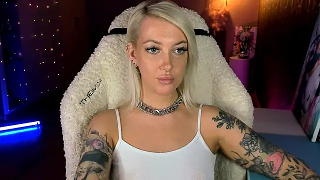 tykioty Miley online show from 03-28-26, 01:11