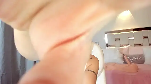 megan connor  online show from 01-11-26, 09:53