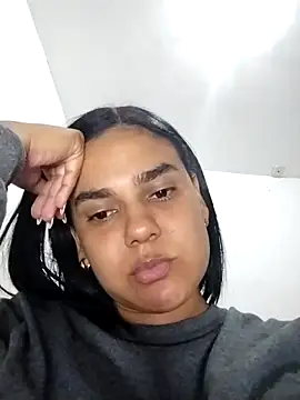 AntonellaShot online show from 10-05-25, 10:02