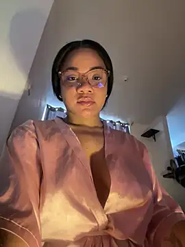 ashley Tompson1 online show from 02-20-26, 11:43