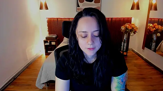 KatherineBond online show from 07-31-26, 04:17