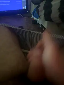 Snapshot of deleware806 chatting on 11-05-25, 08:31 deleware806 online show from 11-05-25, 08:31