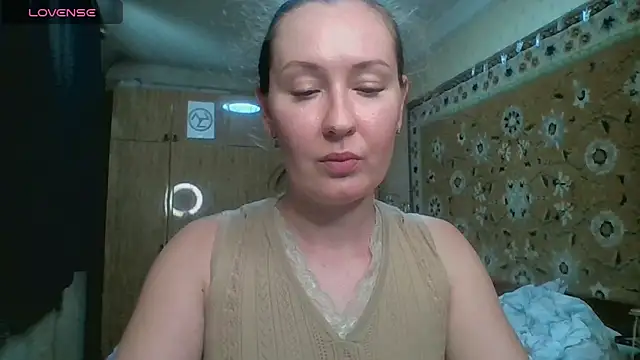 AnnaXLovers online show from 06-13-26, 12:14
