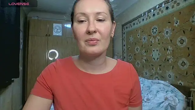 AnnaXLovers online show from 06-16-26, 01:25