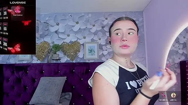 Danee 19  online show from 01-26-25, 11:50