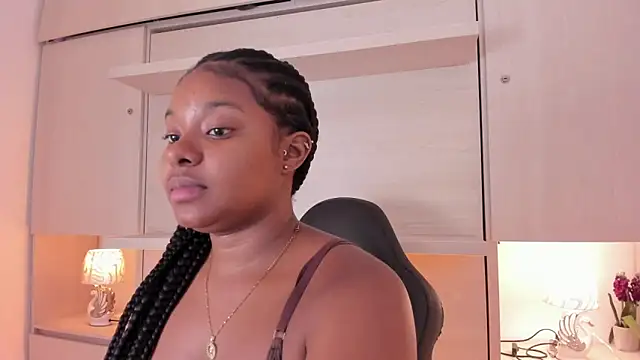 tamaraa smiith online show from 10-16-25, 07:59