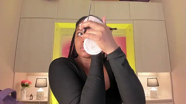 tamaraa smiith online show from 01-11-26, 01:16