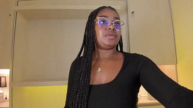 tamaraa smiith online show from 03-21-26, 07:39