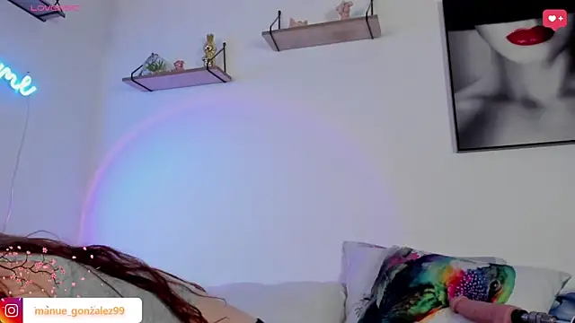 Manuela monroe online show from 10-29-25, 02:36