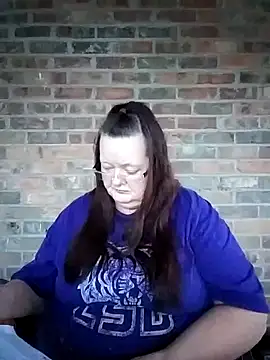 Bayou Woman68 online show from 11-23-25, 11:04