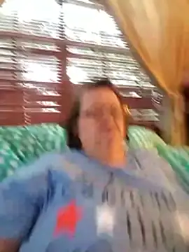 Snapshot of Bayou_Woman68 chatting on 06-14-26, 10:45 Bayou Woman68 online show from 06-14-26, 10:45