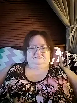 Snapshot of Bayou_Woman68 chatting on 06-22-26, 02:35 Bayou Woman68 online show from 06-22-26, 02:35