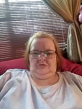 Snapshot of Bayou_Woman68 chatting on 06-26-26, 04:22 Bayou Woman68 online show from 06-26-26, 04:22