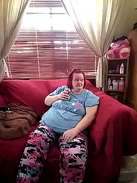 Snapshot of Bayou_Woman68 chatting on 07-04-26, 01:39 Bayou Woman68 online show from 07-04-26, 01:39