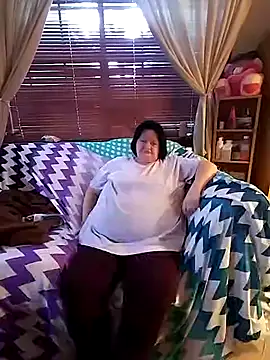 Snapshot of Bayou_Woman68 chatting on 07-07-26, 11:53 Bayou Woman68 online show from 07-07-26, 11:53