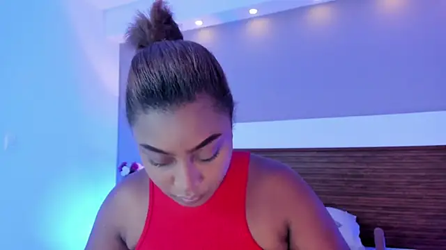 Adelehottman online show from 04-14-26, 01:06