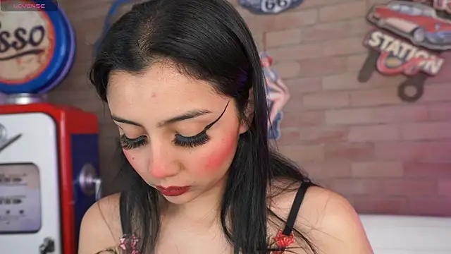 Snapshot of miss_lizith chatting on 06-26-26, 11:03 miss lizith online show from 06-26-26, 11:03