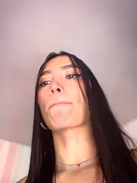 Snapshot of Milena-1 chatting on 05-19-26, 10:10 Milena-1 online show from 05-19-26, 10:10
