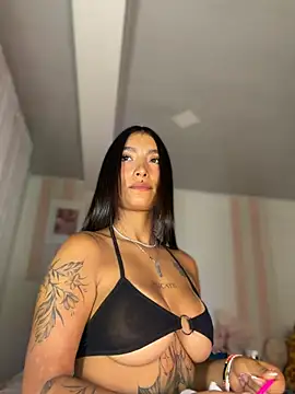 Snapshot of Milena-1 chatting on 07-09-26, 10:19 Milena-1 online show from 07-09-26, 10:19