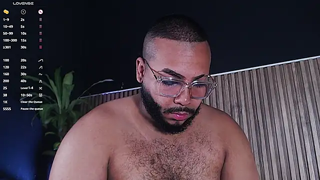 Snapshot of DilanJonnes_ chatting on 01-10-25, 11:18 DilanJonnes online show from 01-10-25, 11:18