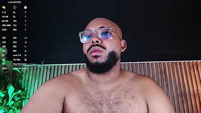 Snapshot of DilanJonnes_ chatting on 03-13-25, 12:05 DilanJonnes online show from 03-13-25, 12:05