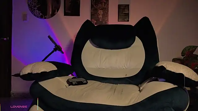 Ash gusbig online show from 06-04-26, 03:23