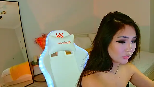 AsukaLin online show from 02-12-25, 02:10