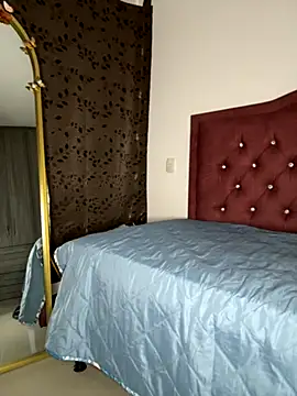 SheilaSmiith online show from 09-11-25, 09:26