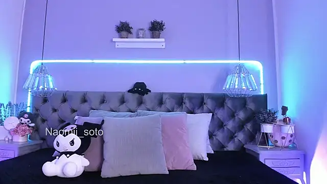 Naomii Soto online show from 03-21-25, 07:57