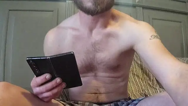 Bigoleslong98765 online show from 03-18-26, 01:47